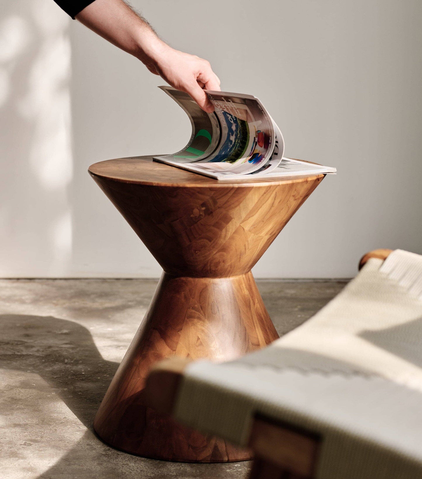 Trompo Side Table