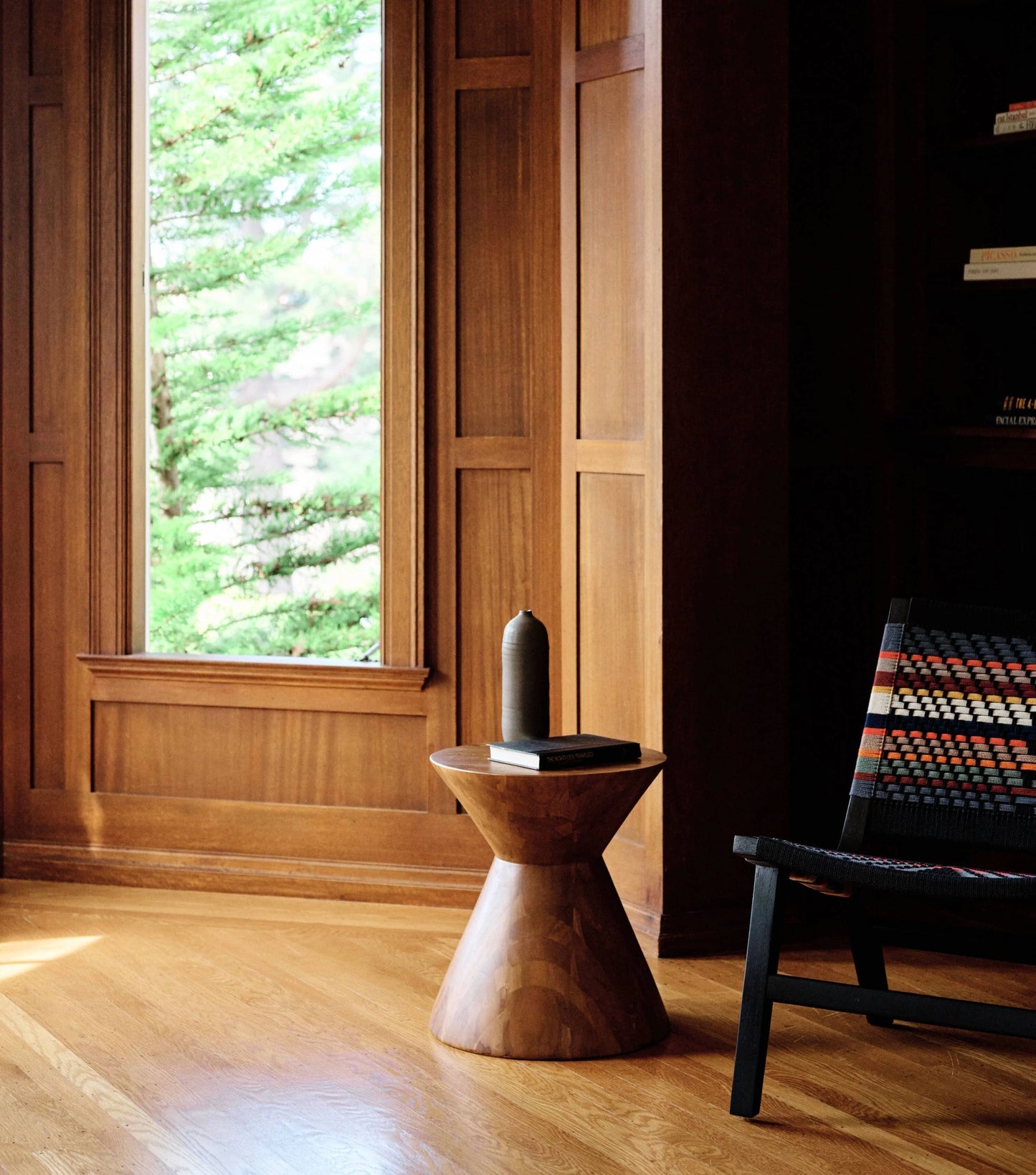 Trompo Side Table