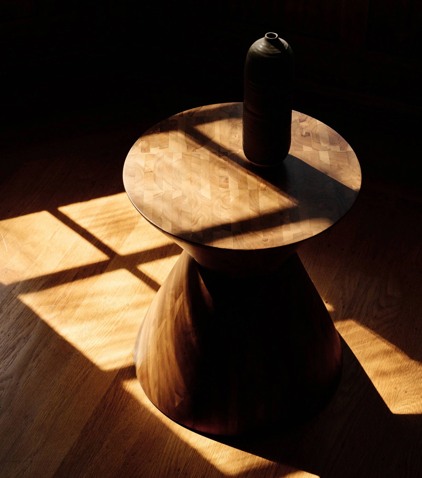 Trompo Side Table